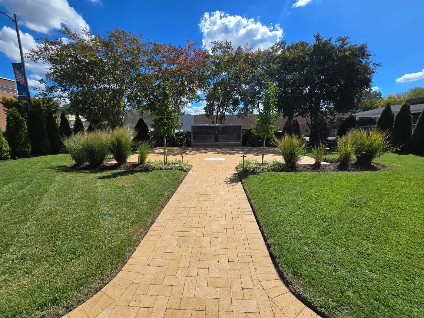First Presbyterian Church Courtyard and Grounds in Bennettsville First Presbyterian Church, photo 7